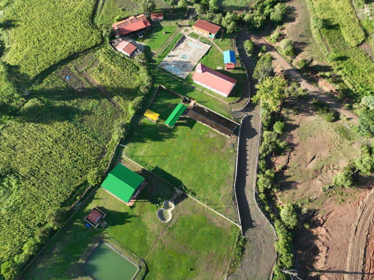 Hotel Mil Estrellas-Torotoro Potosí Exterior foto